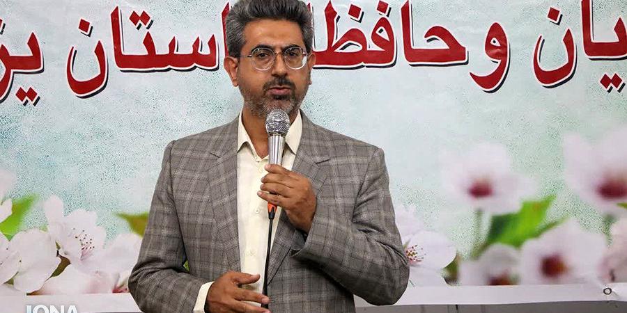 محفل هفتگی انس با قرآن کریم در شهر شاهدیه استان یزد برگزار می‌شود.